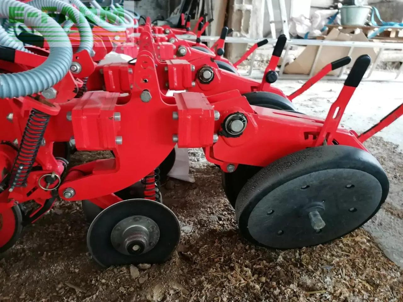 Kuhn maxima 2 - Сеялка точного высева: фото 2 Kuhn maxima 2 - Сеялка точного высева: фото 2