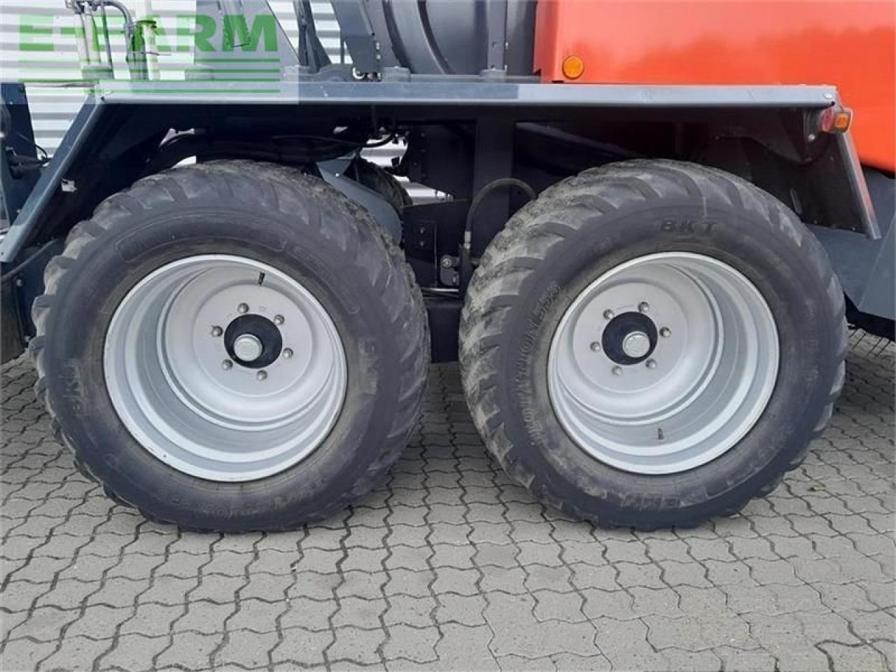 Kuhn vbp 2190 - Пресс-подборщик тюковый: фото 4 Kuhn vbp 2190 - Пресс-подборщик тюковый: фото 4