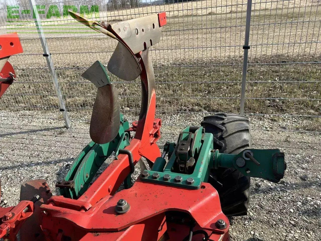 Kverneland eg100 300/28-5 furet - Плуг: фото 5 Kverneland eg100 300/28-5 furet - Плуг: фото 5