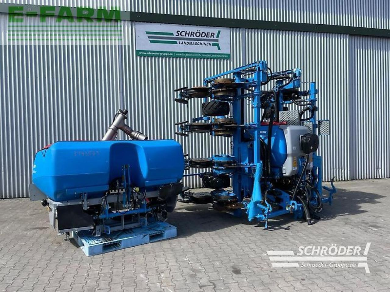 Lemken azurit 9/8.75 k d + solitair 23/1900 - Сеялка: фото 1 Lemken azurit 9/8.75 k d + solitair 23/1900 - Сеялка: фото 1