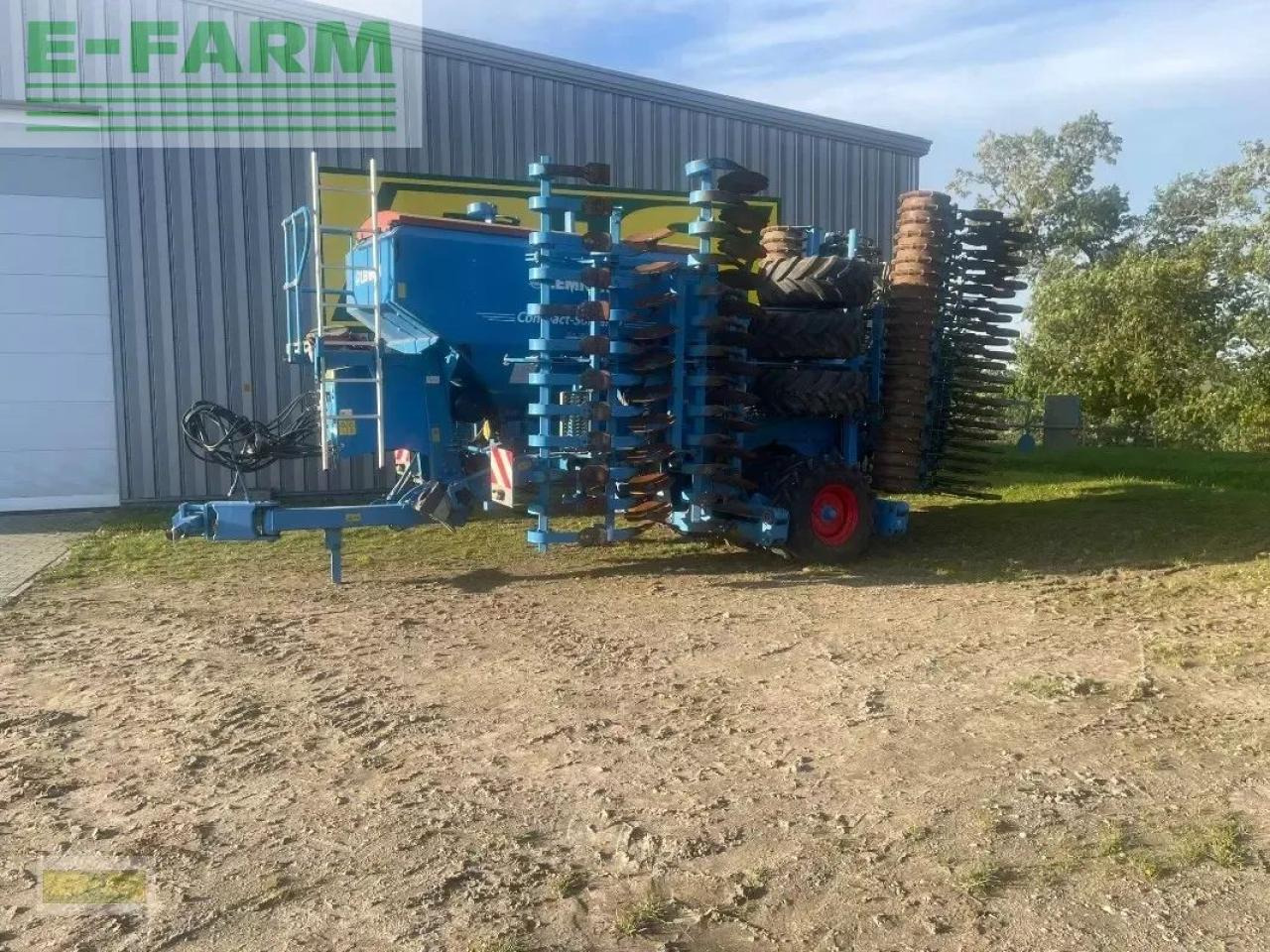 Lemken compact solitair - Посевной комплекс: фото 1 Lemken compact solitair - Посевной комплекс: фото 1