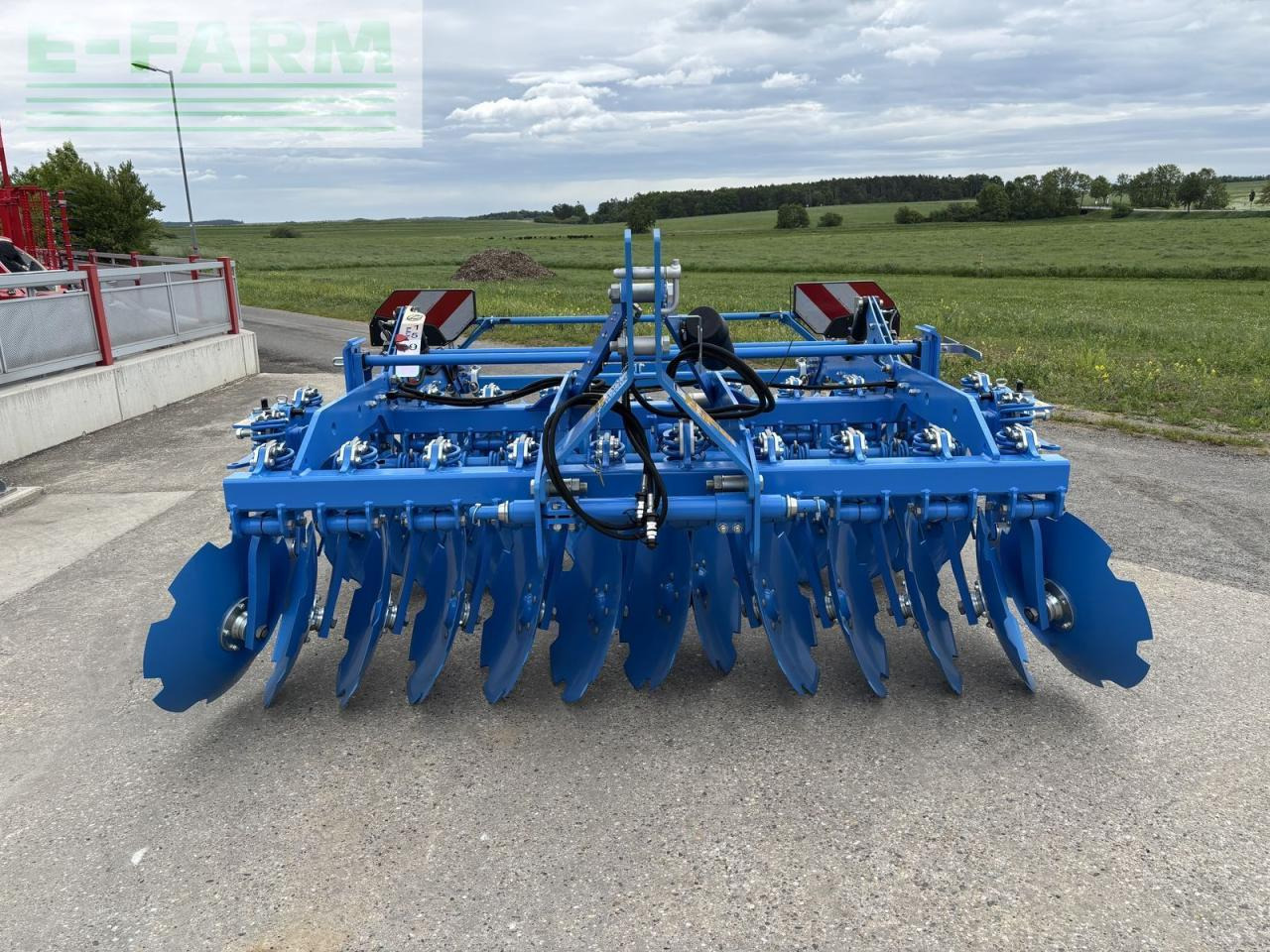 Lemken rubin10 mr/300 - Дисковая борона: фото 2 Lemken rubin10 mr/300 - Дисковая борона: фото 2