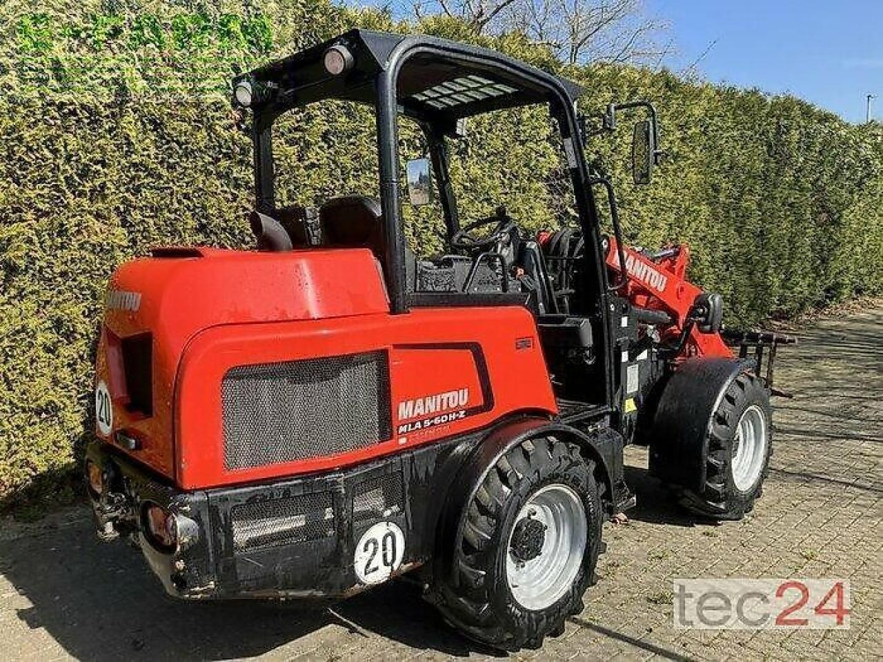 Manitou mla 5-60 hz - Мини-экскаватор: фото 4 Manitou mla 5-60 hz - Мини-экскаватор: фото 4