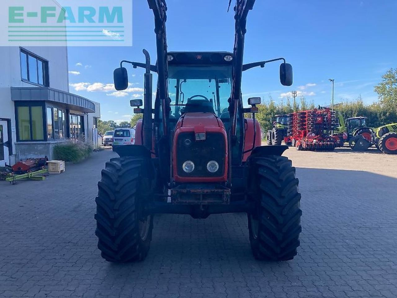 Massey Ferguson 5445 - Трактор: фото 4 Massey Ferguson 5445 - Трактор: фото 4