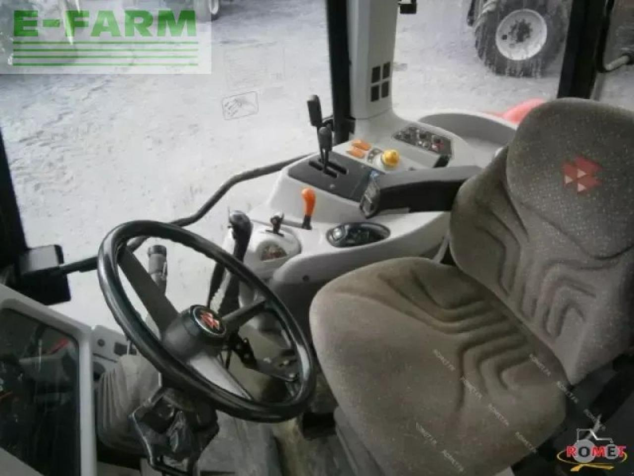 Massey Ferguson 5460 - Трактор: фото 4 Massey Ferguson 5460 - Трактор: фото 4