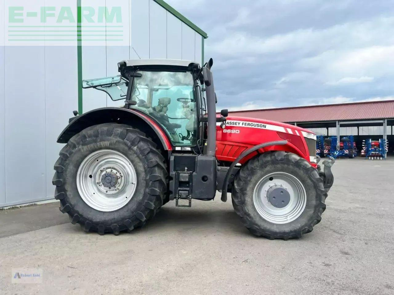 Massey Ferguson 8690 - Трактор: фото 4 Massey Ferguson 8690 - Трактор: фото 4