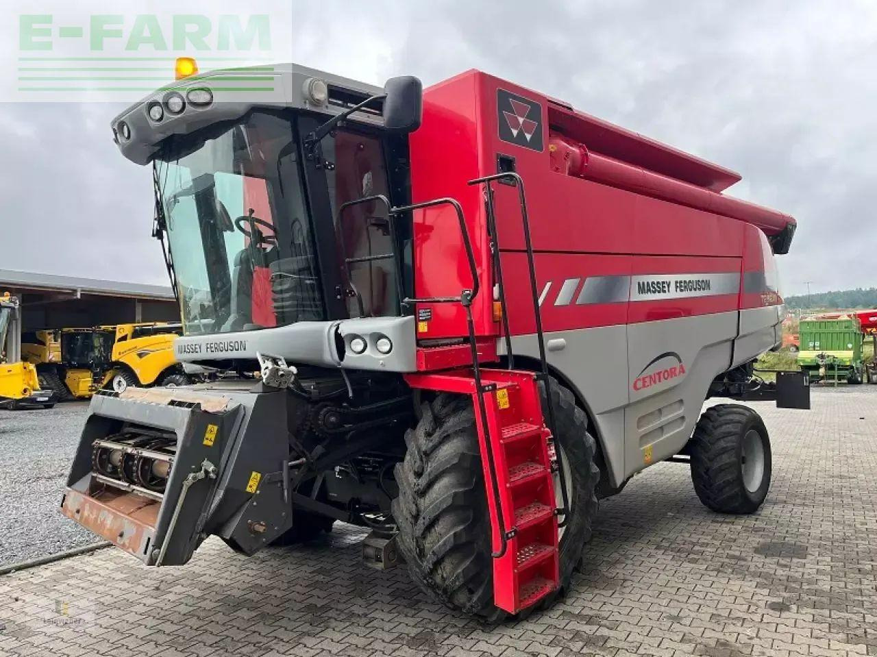 Massey Ferguson centora 7282 al - Зерноуборочный комбайн: фото 1 Massey Ferguson centora 7282 al - Зерноуборочный комбайн: фото 1