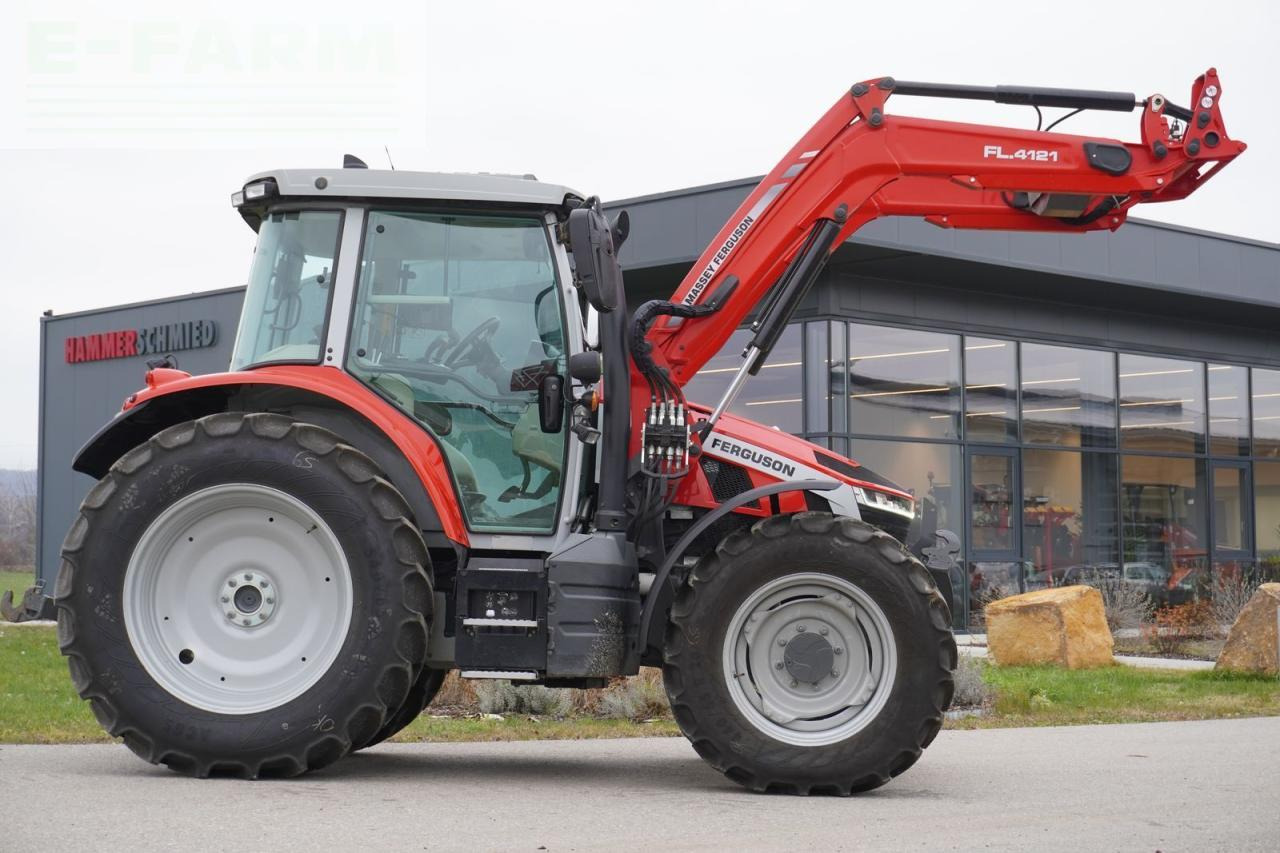 Massey Ferguson mf 5s.105 dyna-6 efficient Efficient - Трактор: фото 3 Massey Ferguson mf 5s.105 dyna-6 efficient Efficient - Трактор: фото 3