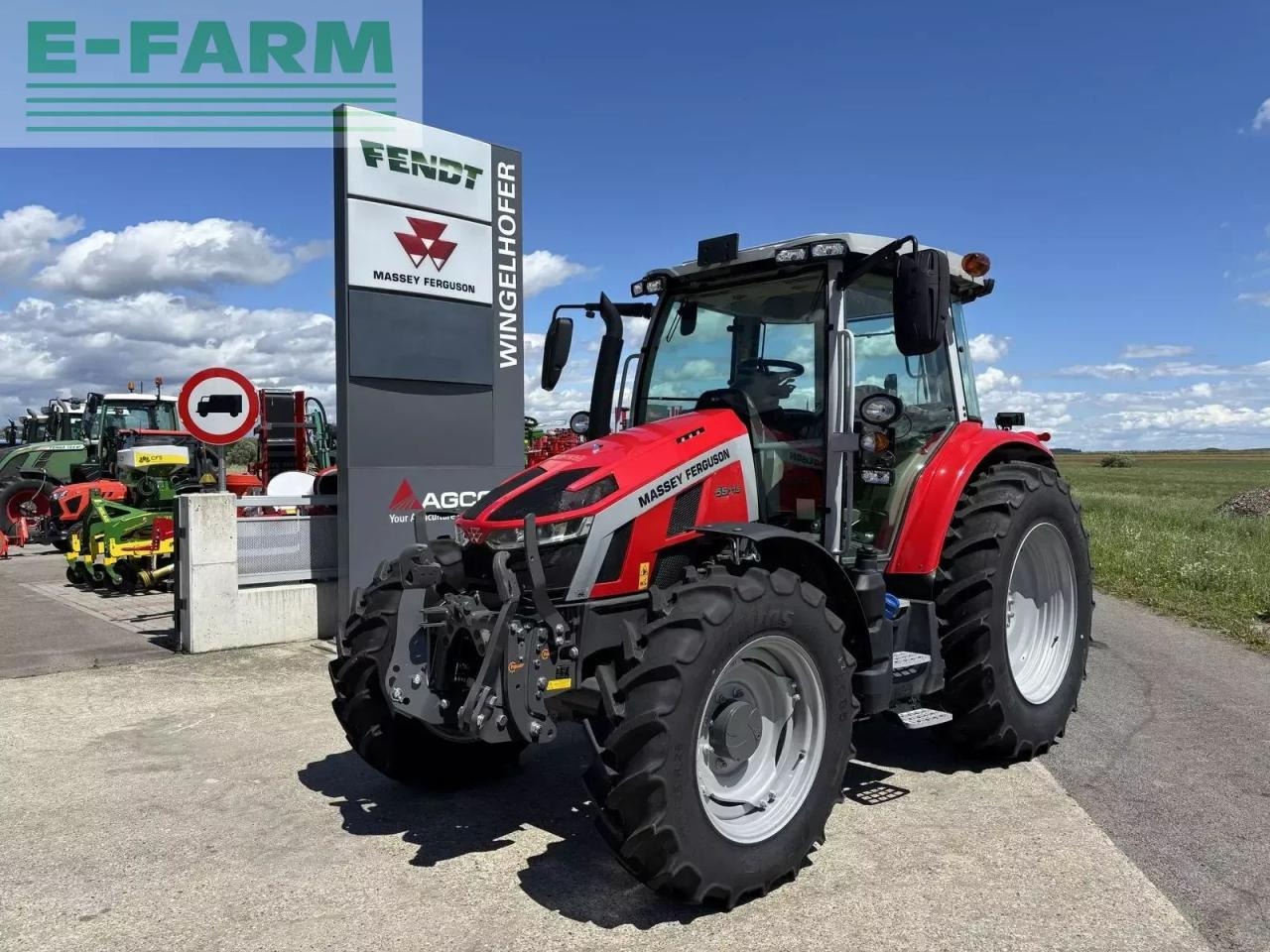 Massey Ferguson mf 5s.115 dyna-6 efficient Efficient - Трактор: фото 1 Massey Ferguson mf 5s.115 dyna-6 efficient Efficient - Трактор: фото 1
