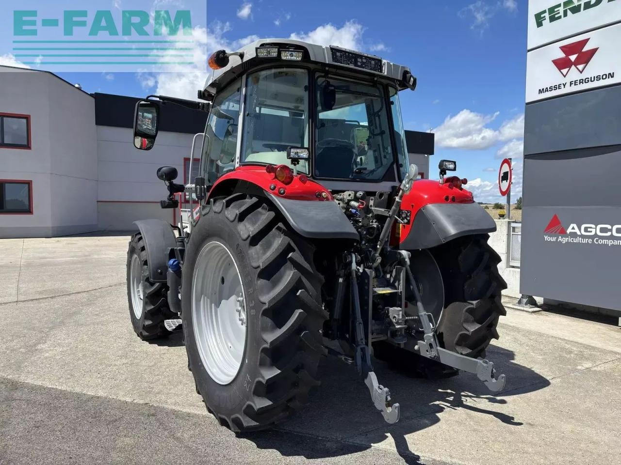 Massey Ferguson mf 5s.115 dyna-6 efficient Efficient - Трактор: фото 5 Massey Ferguson mf 5s.115 dyna-6 efficient Efficient - Трактор: фото 5
