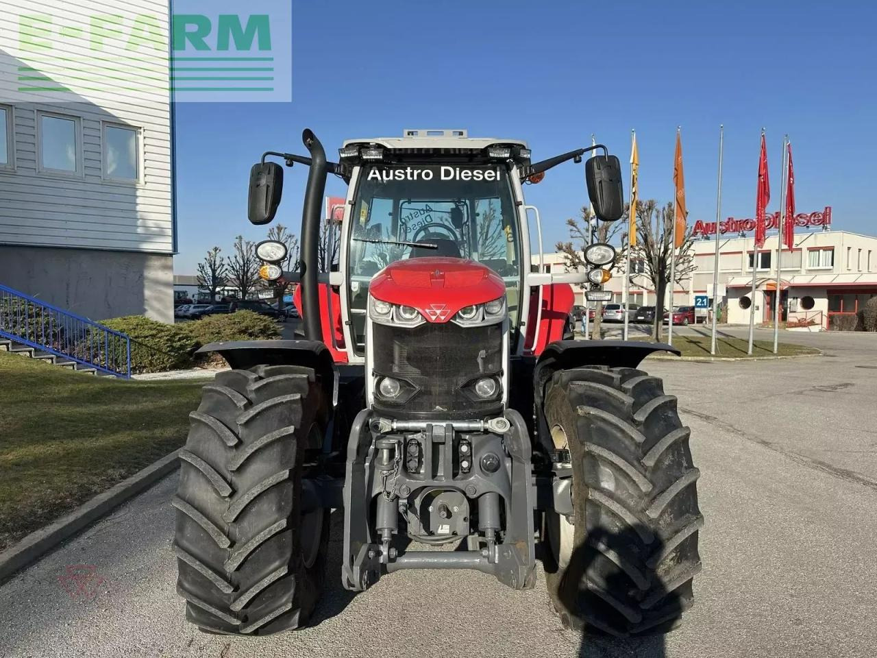 Трактор Massey Ferguson mf 6s.180: фото 15