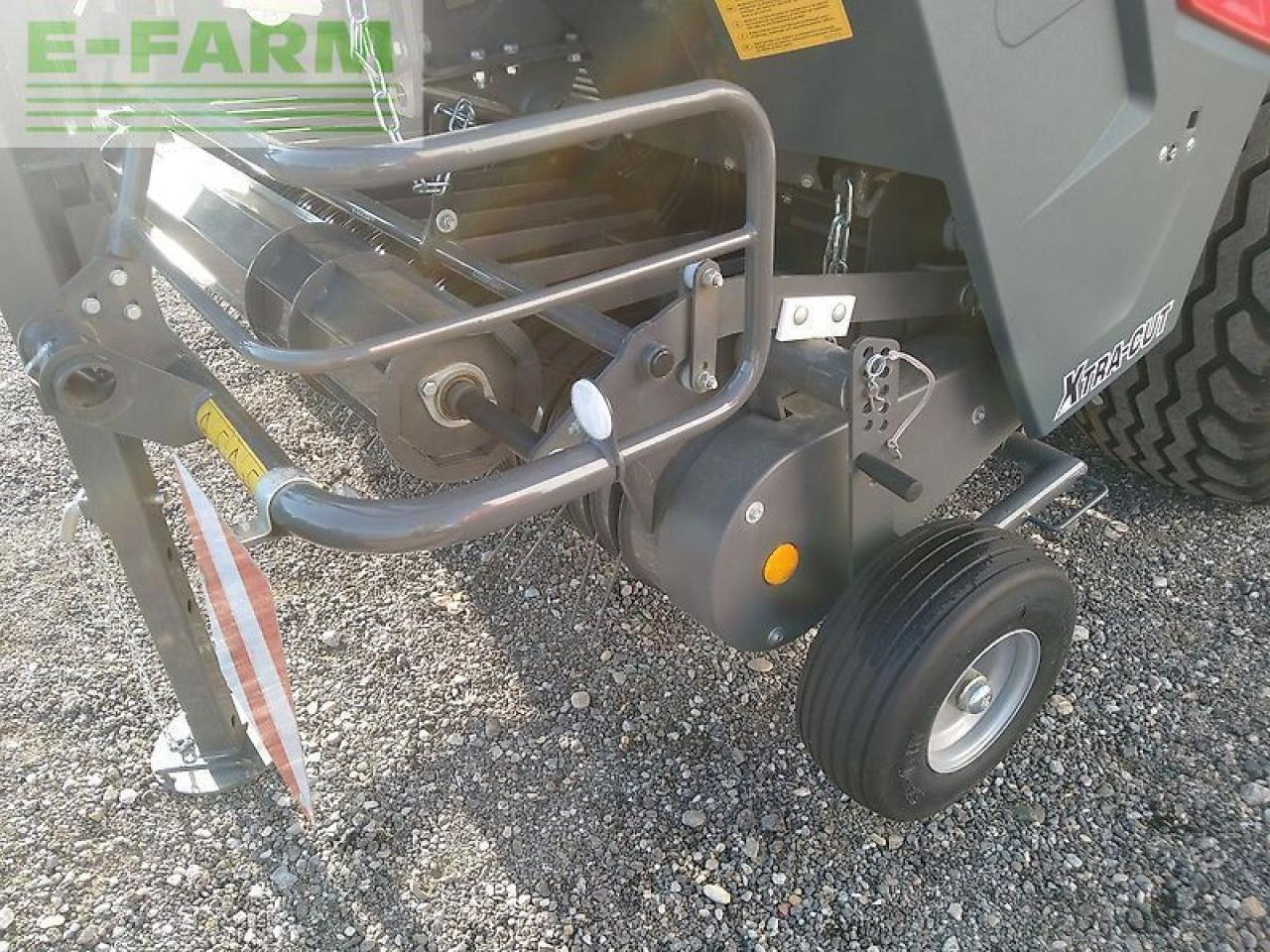 Massey Ferguson rb4160vxtra 17 messer - Пресс-подборщик тюковый: фото 4 Massey Ferguson rb4160vxtra 17 messer - Пресс-подборщик тюковый: фото 4