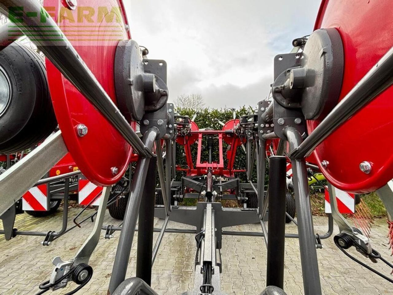 Massey Ferguson td 1310 x trc, wie neu ! - Сеноворошилка: фото 5 Massey Ferguson td 1310 x trc, wie neu ! - Сеноворошилка: фото 5