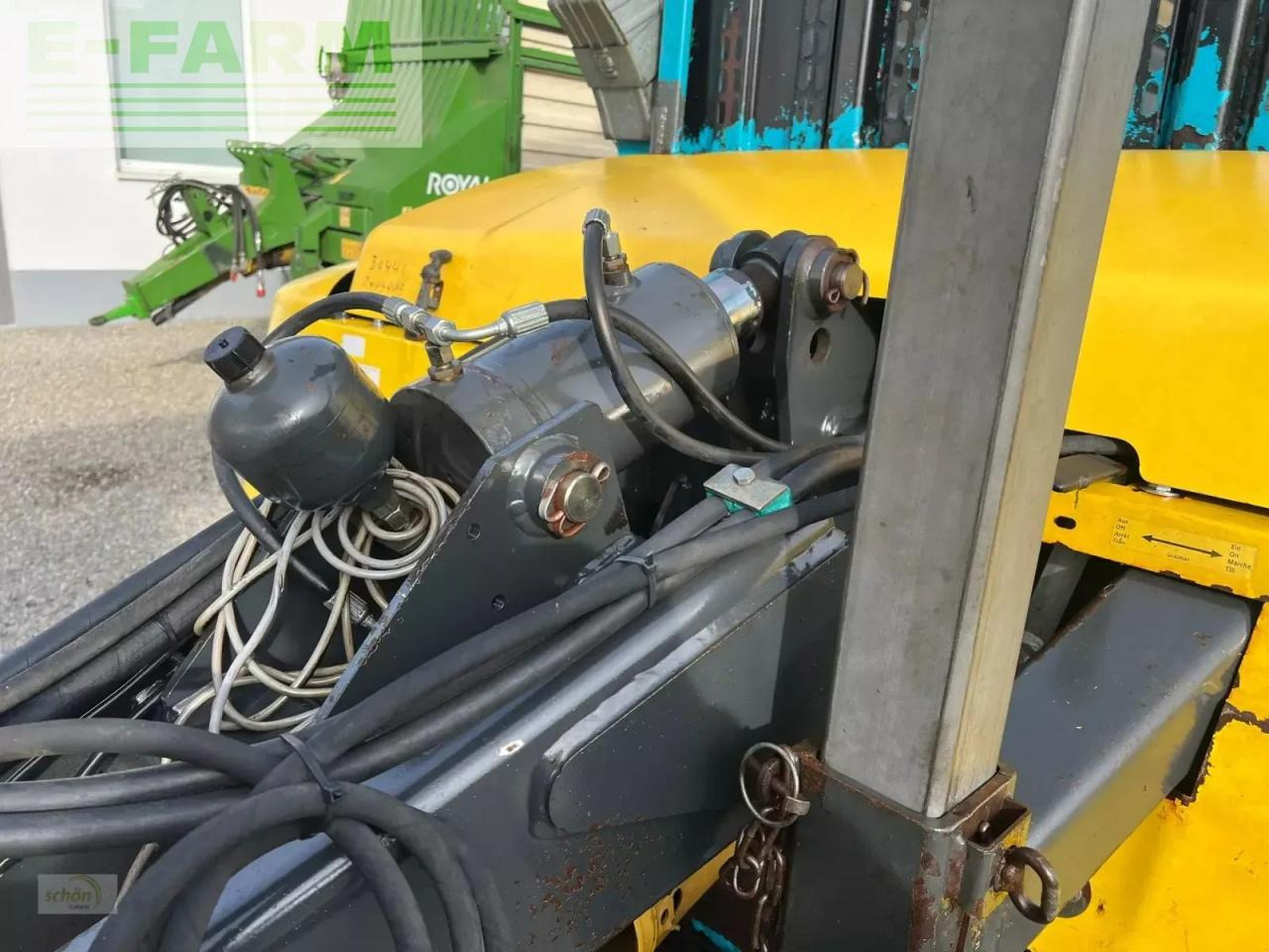 Самозагружающийся прицеп Mengele rotobull 6000/2 mit 700/45-22,5 bereifung und nachlauflenkung: фото 18 Самозагружающийся прицеп Mengele rotobull 6000/2 mit 700/45-22,5 bereifung und nachlauflenkung: фото 18