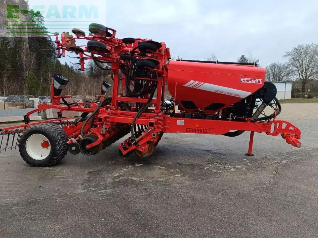 Сеялка точного высева Mustang gigante pressure 400: фото 6 Сеялка точного высева Mustang gigante pressure 400: фото 6