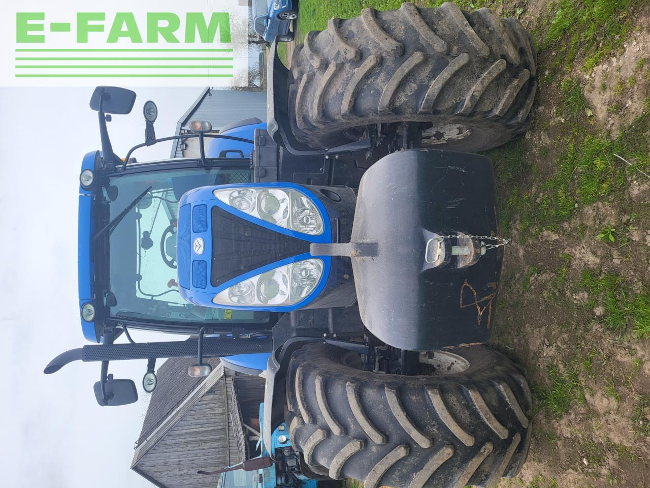 New Holland T 7.185 - Трактор: фото 1 New Holland T 7.185 - Трактор: фото 1