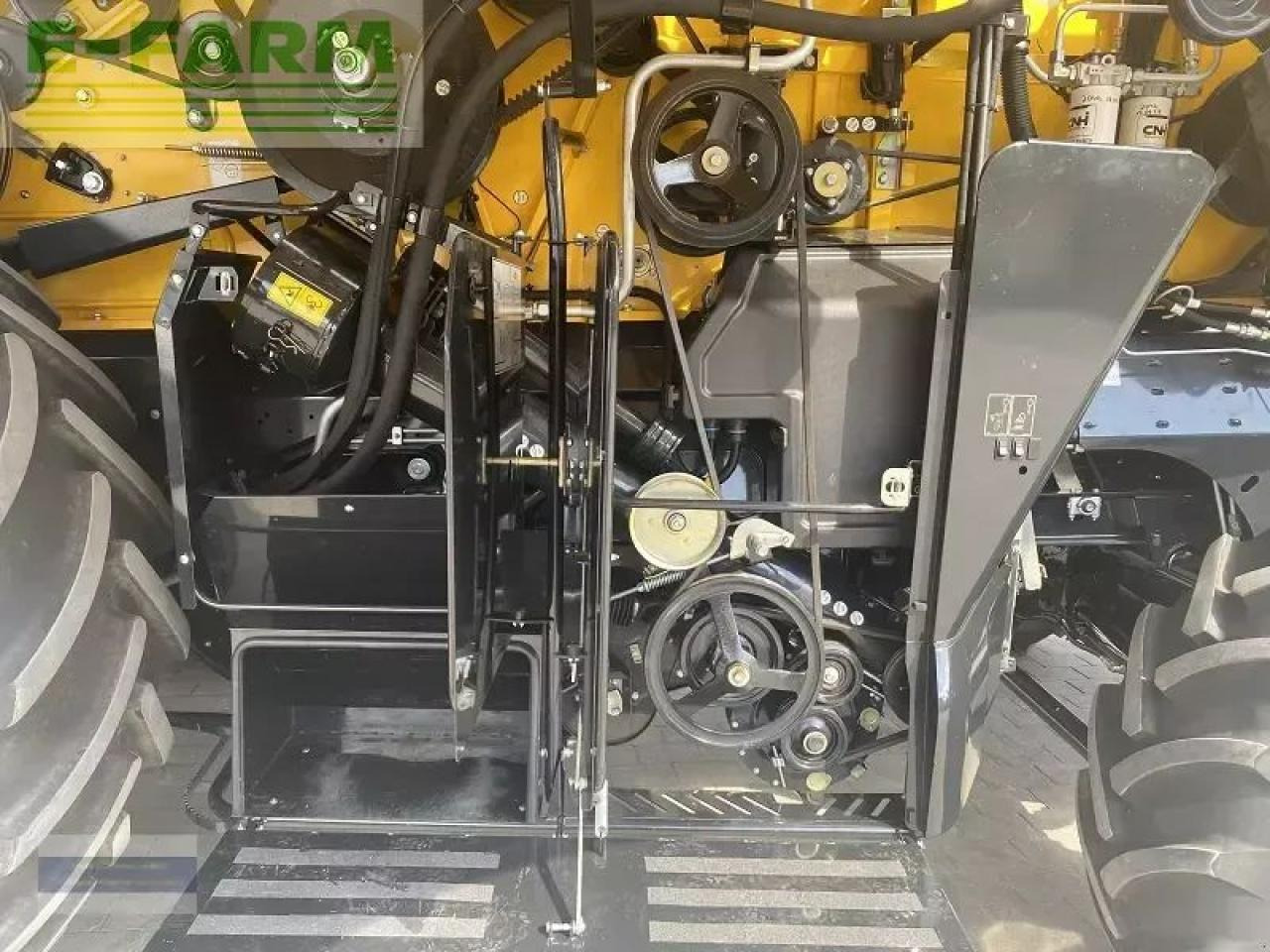 Зерноуборочный комбайн New Holland cx 8.90: фото 10 Зерноуборочный комбайн New Holland cx 8.90: фото 10