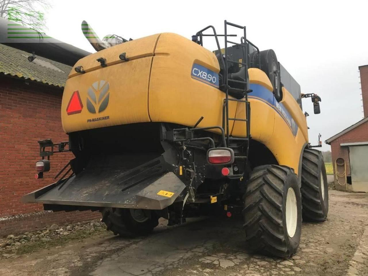 New Holland cx 8.90 slh - Зерноуборочный комбайн: фото 3 New Holland cx 8.90 slh - Зерноуборочный комбайн: фото 3