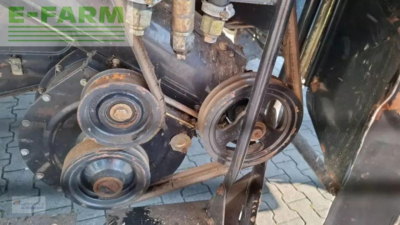 Зерноуборочный комбайн New Holland cx 840: фото 11