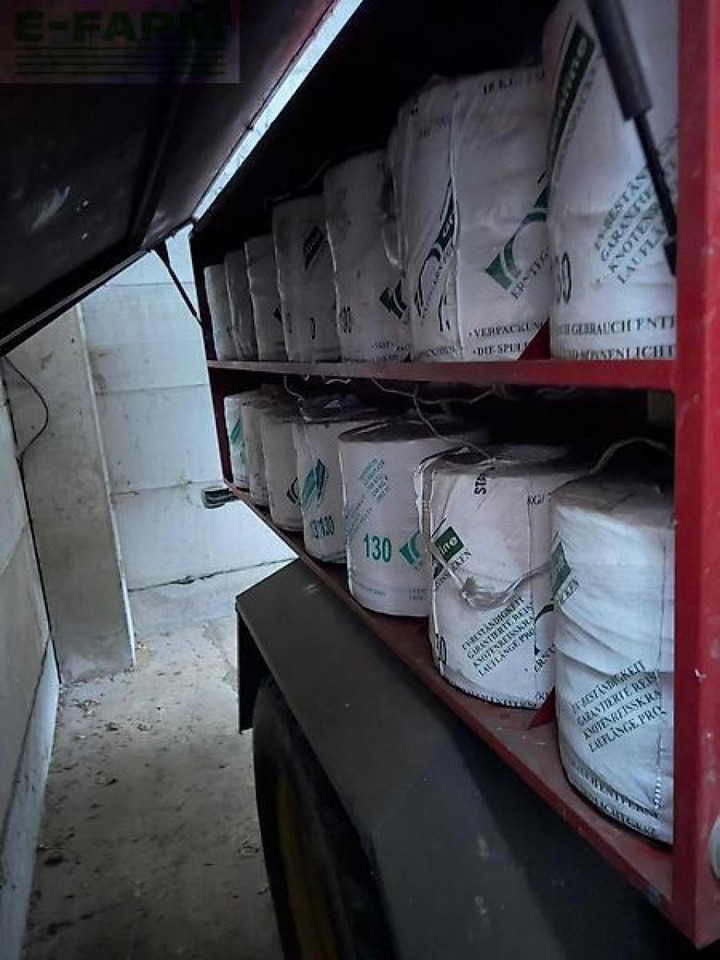 New Holland d1010 - Пресс-подборщик тюковый: фото 4 New Holland d1010 - Пресс-подборщик тюковый: фото 4