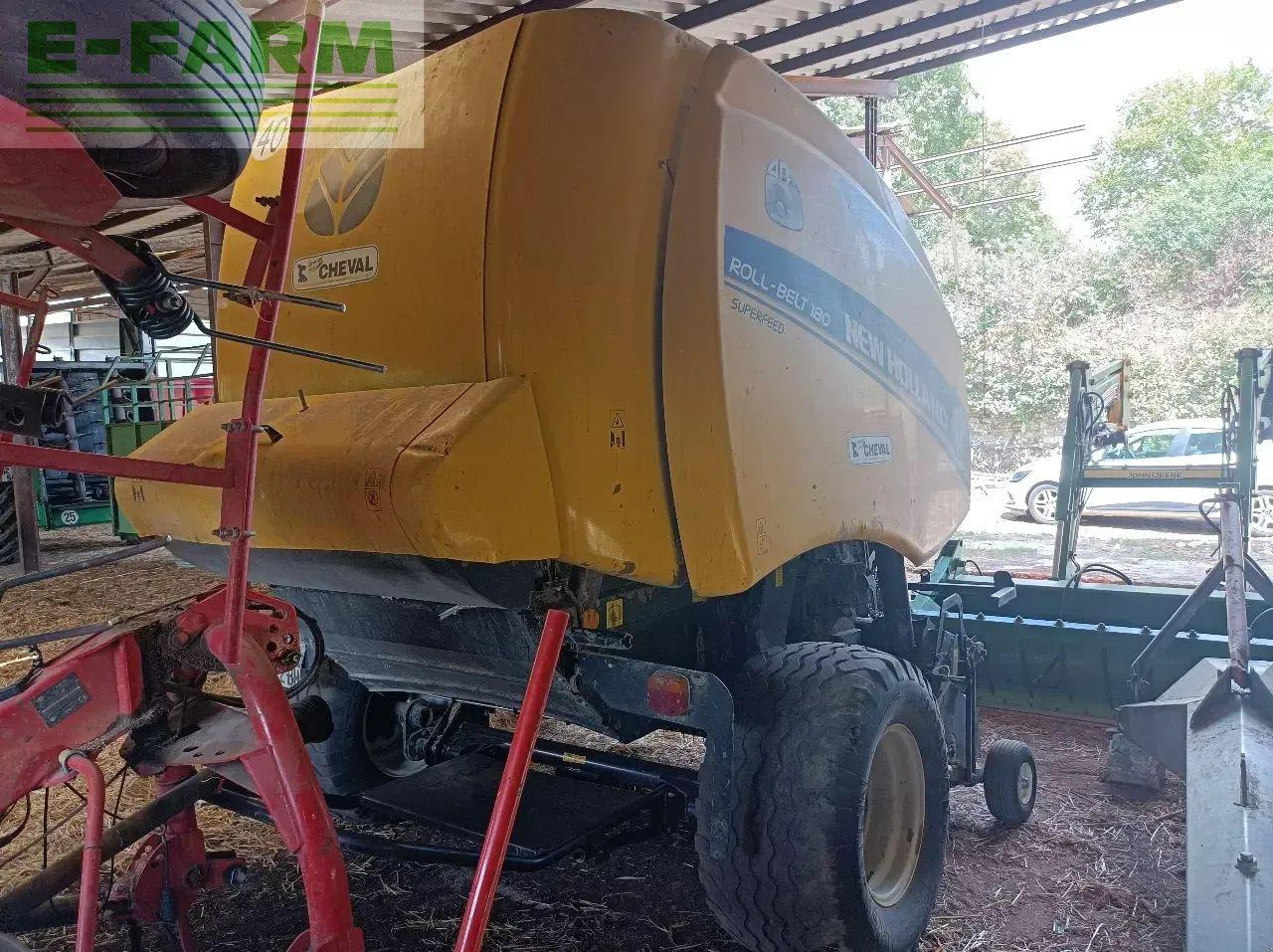 New Holland rb 180 superfeed - Пресс-подборщик тюковый: фото 5 New Holland rb 180 superfeed - Пресс-подборщик тюковый: фото 5