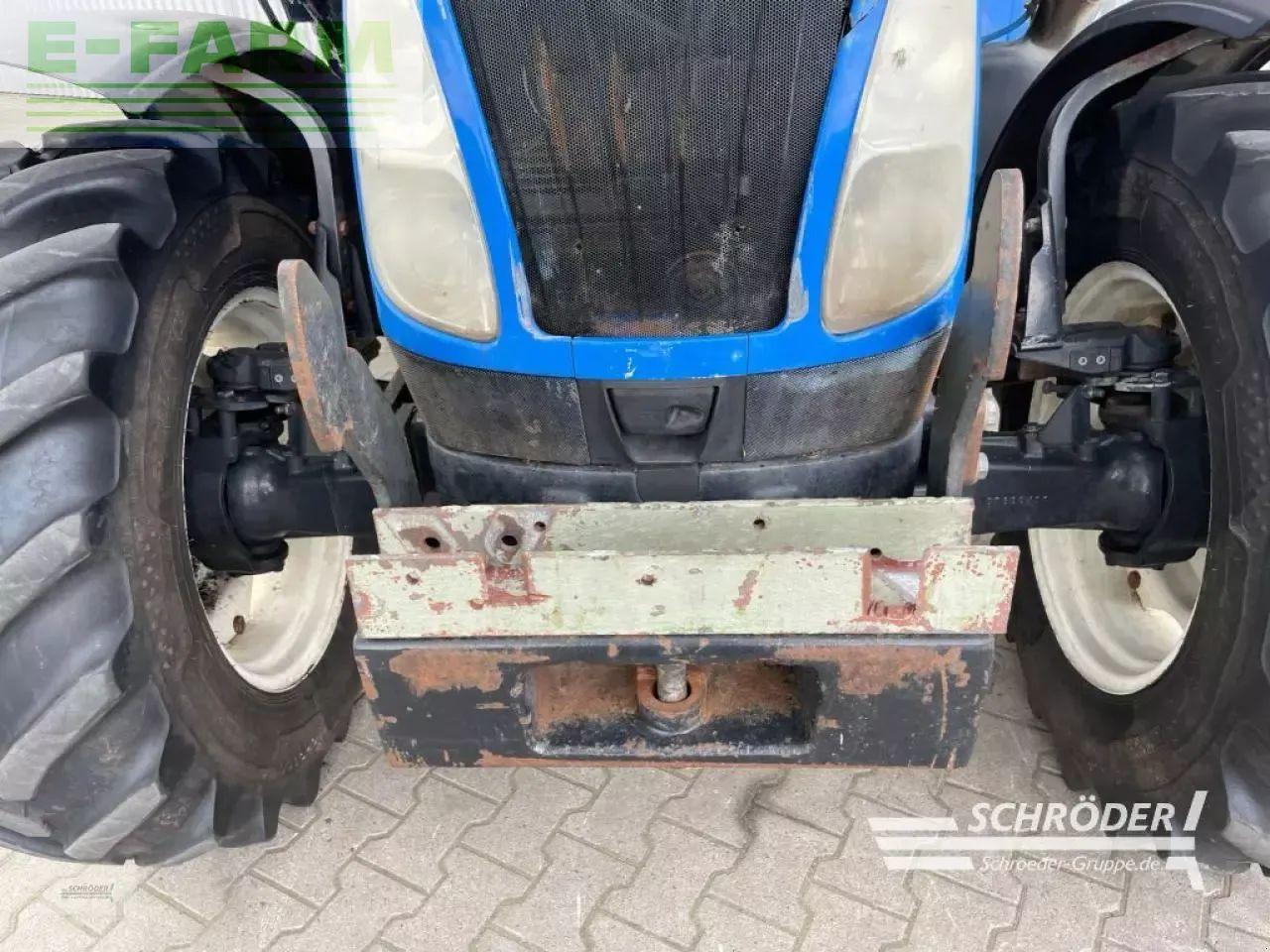 Трактор New Holland t 5050: фото 7