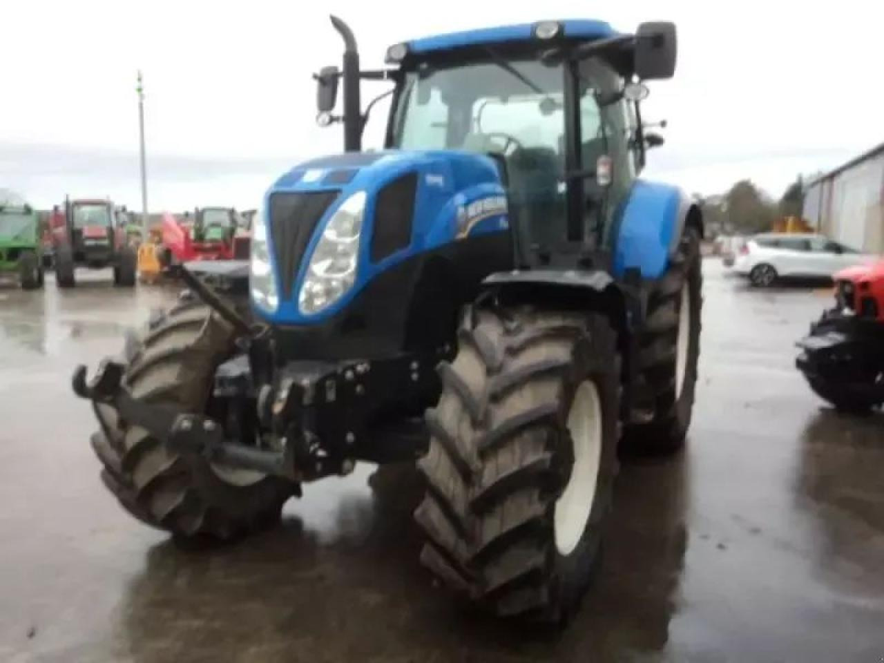 New Holland t 7 - 185 - Трактор: фото 5 New Holland t 7 - 185 - Трактор: фото 5