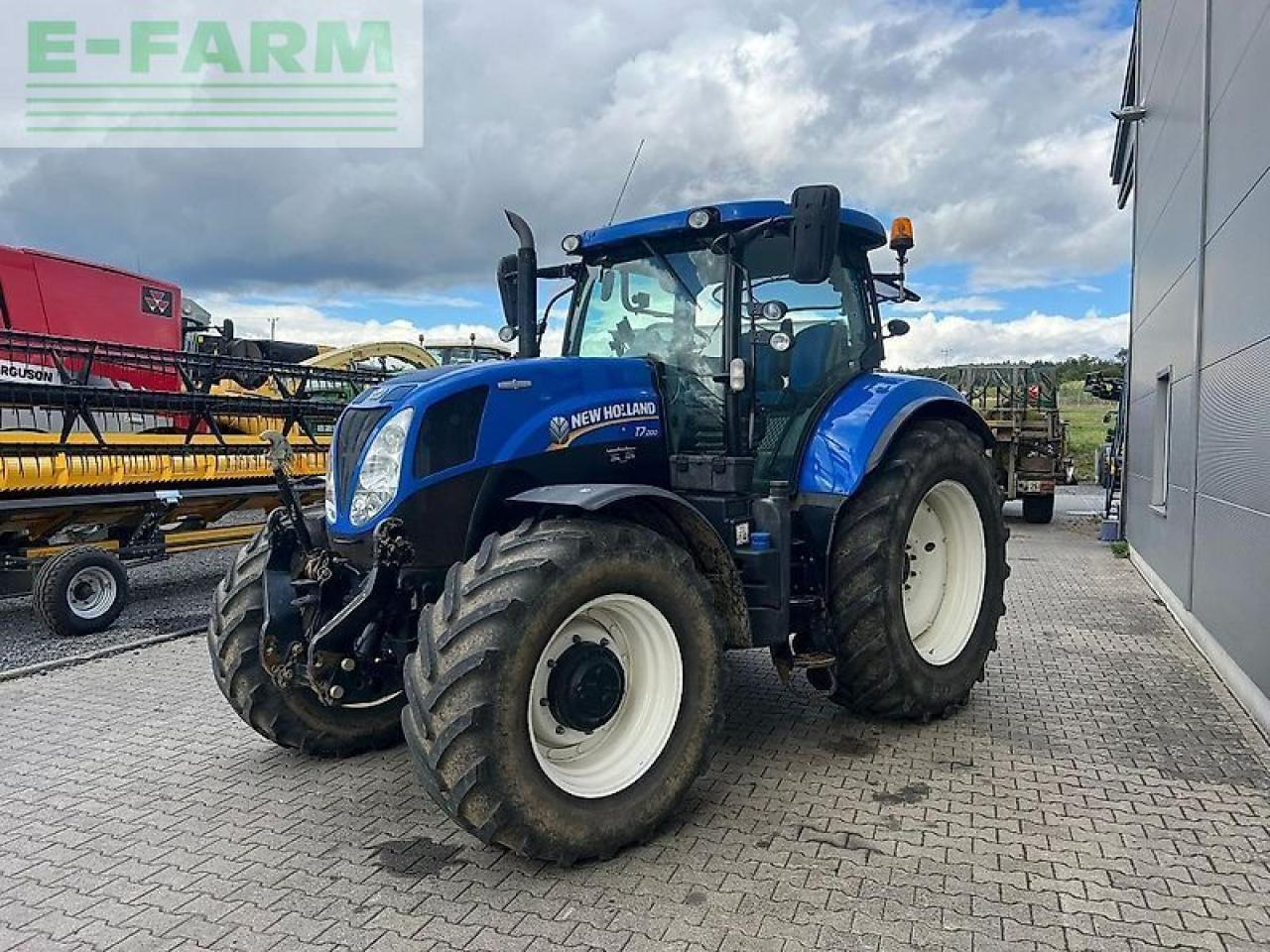 New Holland t 7.200 ac - Трактор: фото 2 New Holland t 7.200 ac - Трактор: фото 2