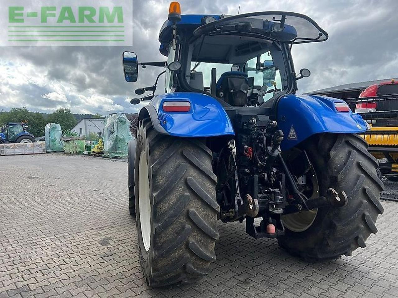 New Holland t 7.200 ac - Трактор: фото 4 New Holland t 7.200 ac - Трактор: фото 4