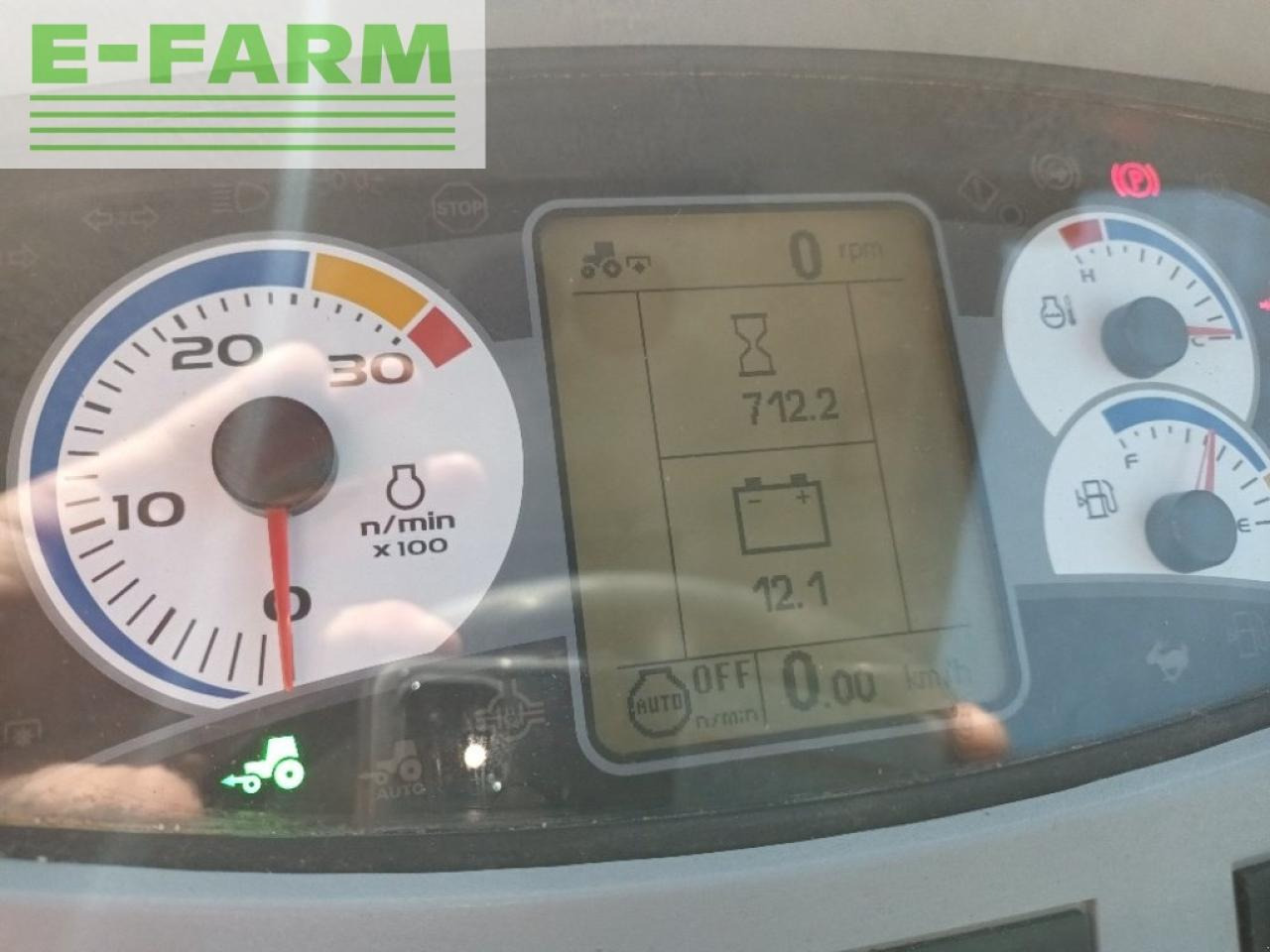 New Holland t4.80 f F - Трактор: фото 4 New Holland t4.80 f F - Трактор: фото 4