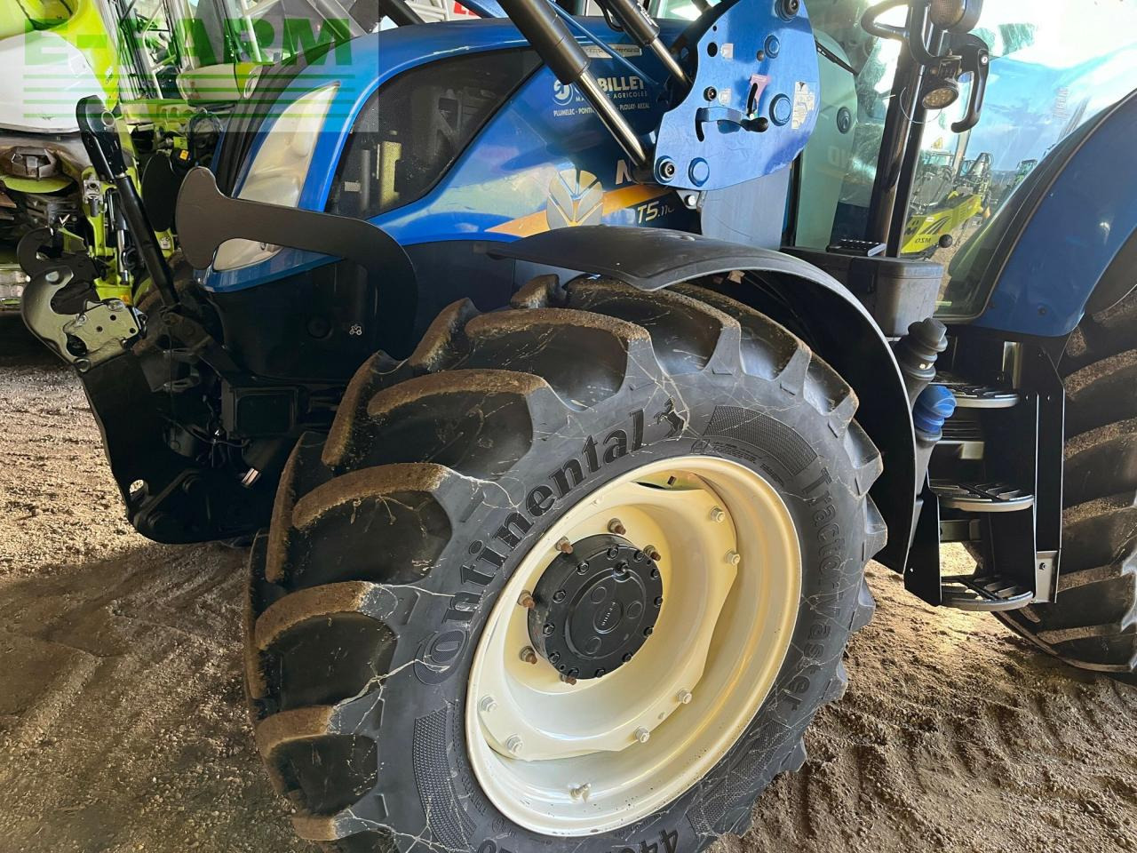 Трактор New Holland t5.110: фото 8