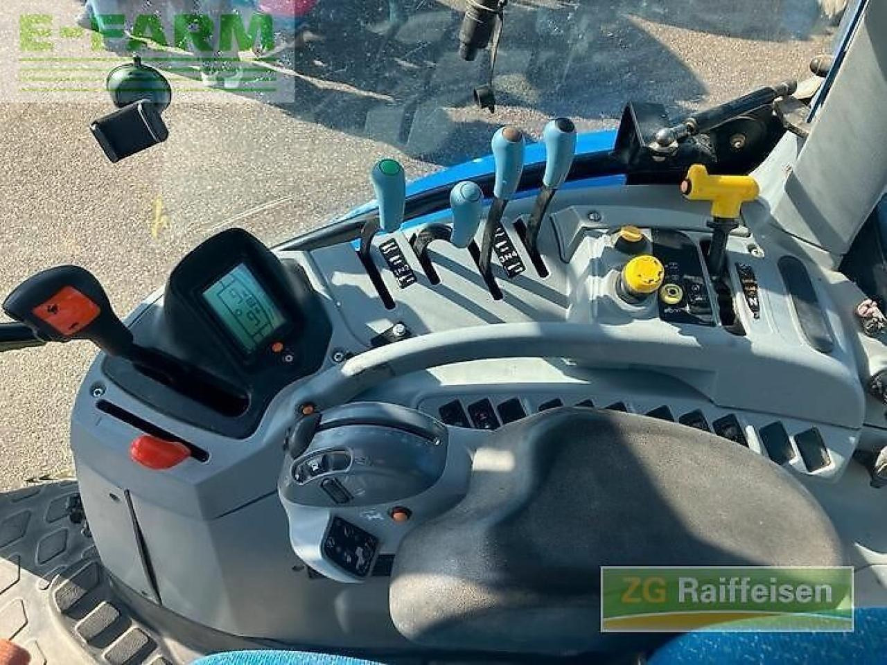 Трактор New Holland t6020 elite Elite: фото 16