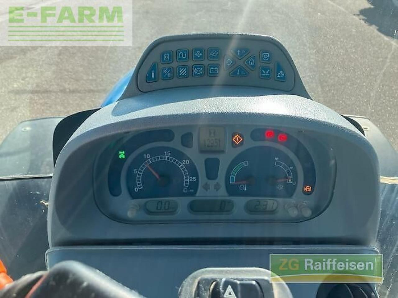 Трактор New Holland t6020 elite Elite: фото 14