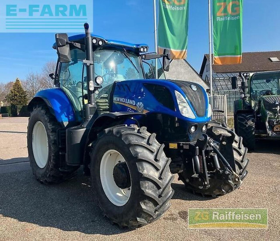New Holland t7.175 - Трактор: фото 1 New Holland t7.175 - Трактор: фото 1