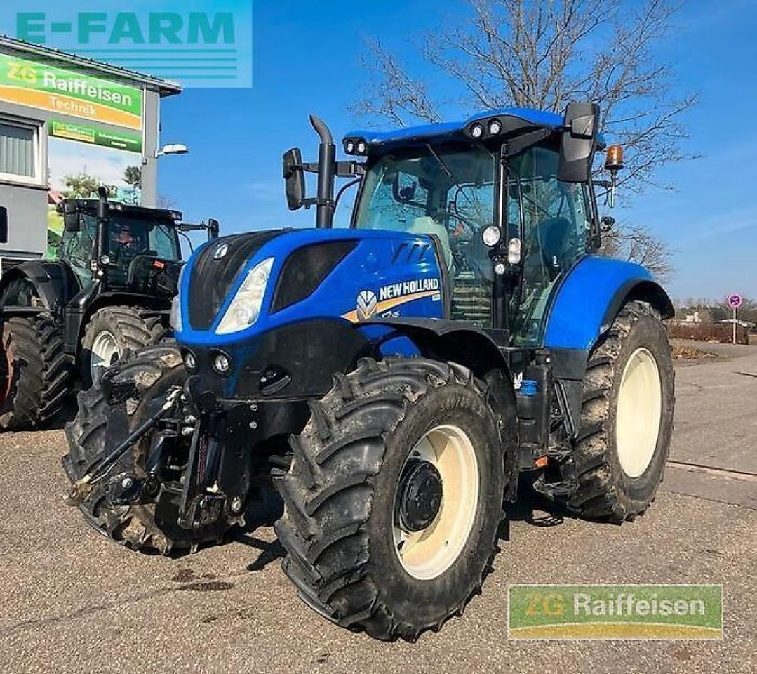 New Holland t7.175 - Трактор: фото 4 New Holland t7.175 - Трактор: фото 4