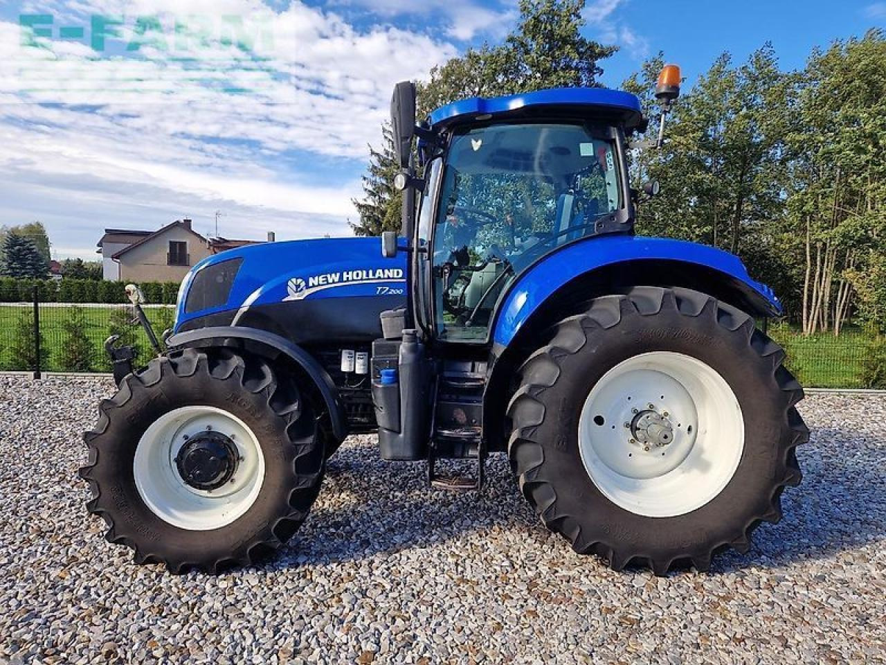 New Holland t7.200 powercommand - Трактор: фото 2 New Holland t7.200 powercommand - Трактор: фото 2
