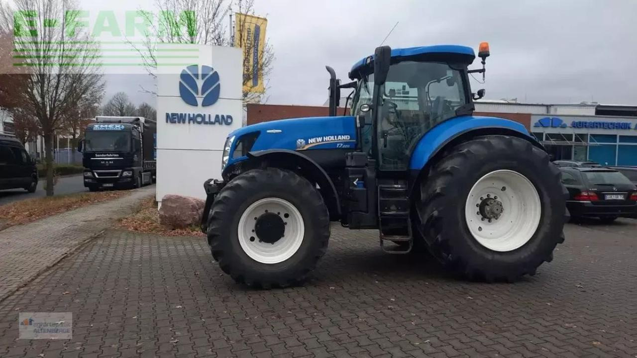New Holland t7.220 ac - Трактор: фото 2 New Holland t7.220 ac - Трактор: фото 2