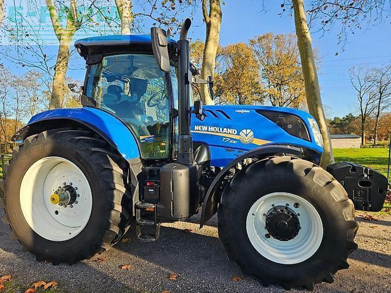 New Holland t7.230 ac auto command t7.225 t7.245 t7.260 t7.270 - Трактор: фото 4 New Holland t7.230 ac auto command t7.225 t7.245 t7.260 t7.270 - Трактор: фото 4