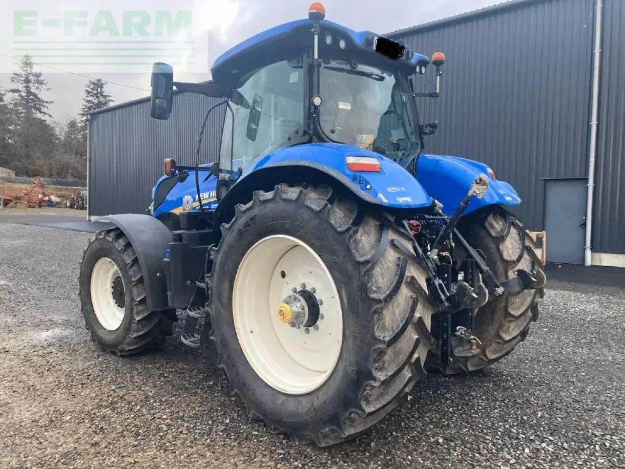 New Holland t7.245 pc s5 - Трактор: фото 4 New Holland t7.245 pc s5 - Трактор: фото 4