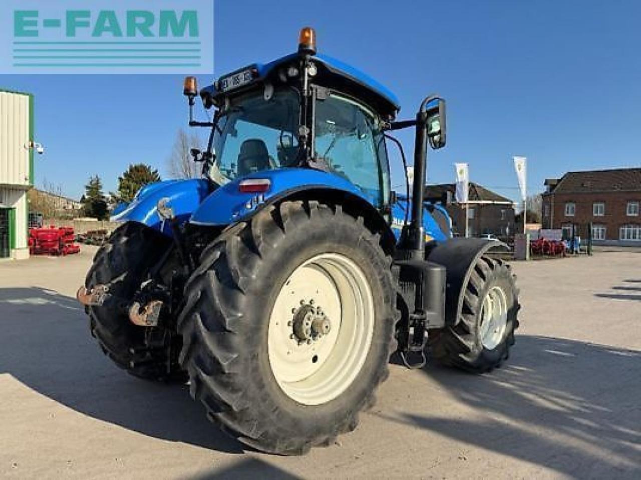 New Holland t7.260 pc - Трактор: фото 4 New Holland t7.260 pc - Трактор: фото 4