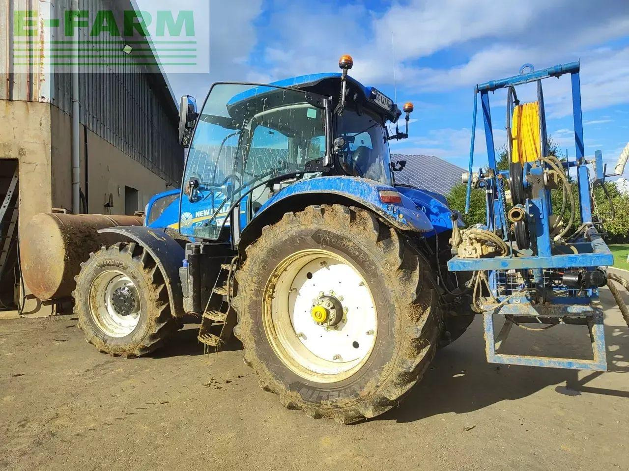 New Holland t7.270 ac - Трактор: фото 2 New Holland t7.270 ac - Трактор: фото 2