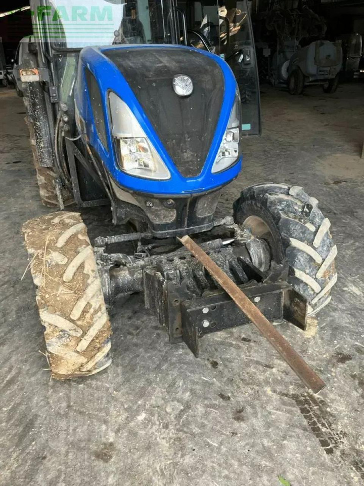 New Holland tracteur - Трактор: фото 4 New Holland tracteur - Трактор: фото 4