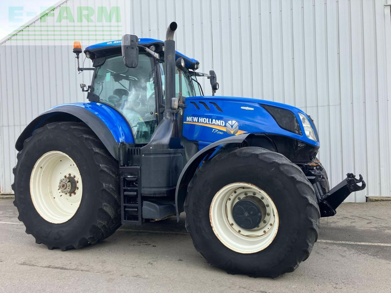 New Holland tracteur new holland t7.290 - Трактор: фото 2 New Holland tracteur new holland t7.290 - Трактор: фото 2