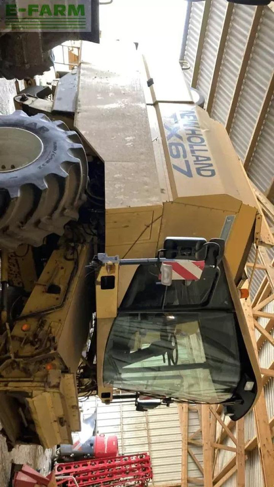 New Holland tx 67 - Зерноуборочный комбайн: фото 3 New Holland tx 67 - Зерноуборочный комбайн: фото 3