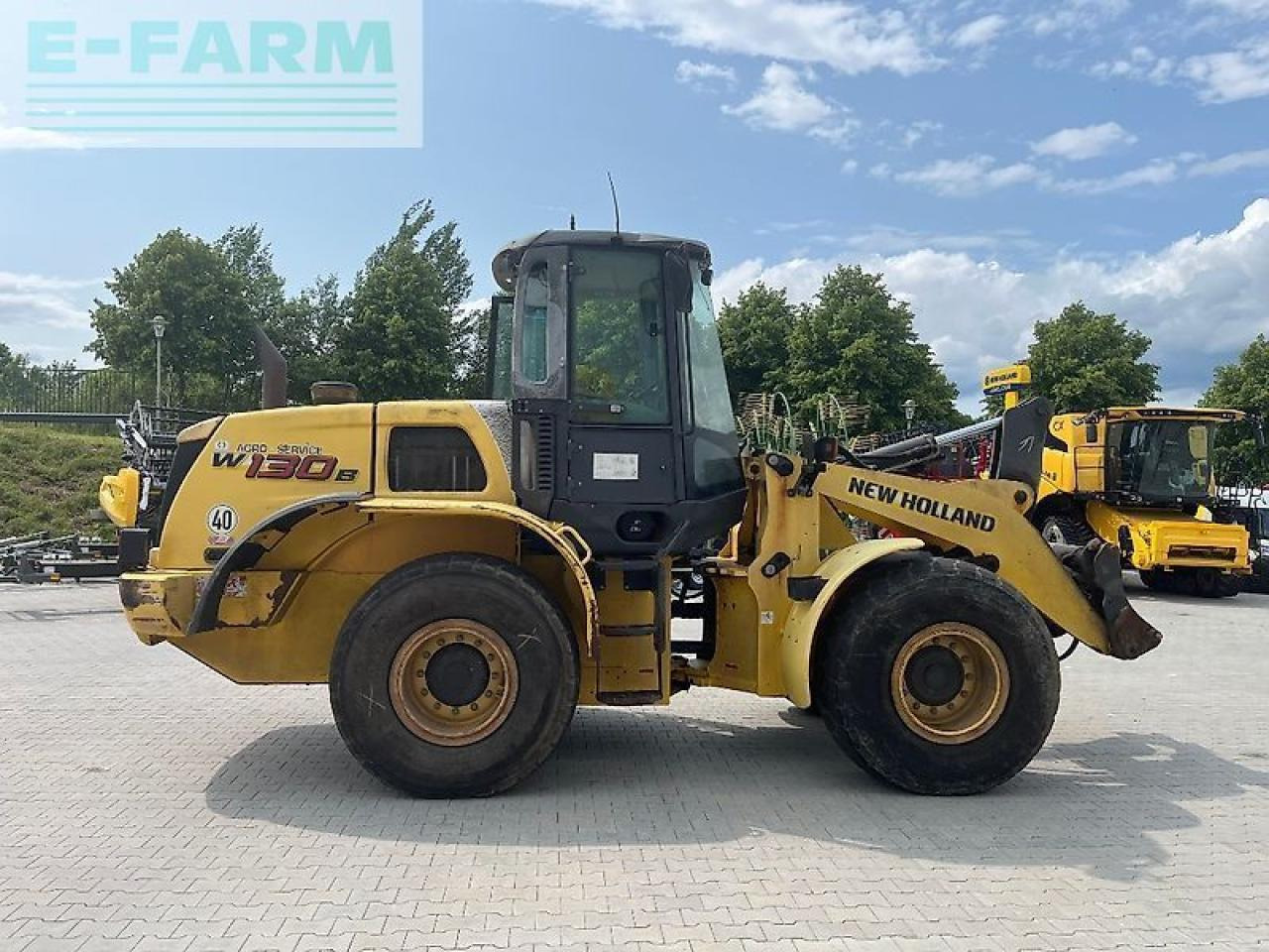 New Holland w 130 b - Мини-экскаватор: фото 5 New Holland w 130 b - Мини-экскаватор: фото 5