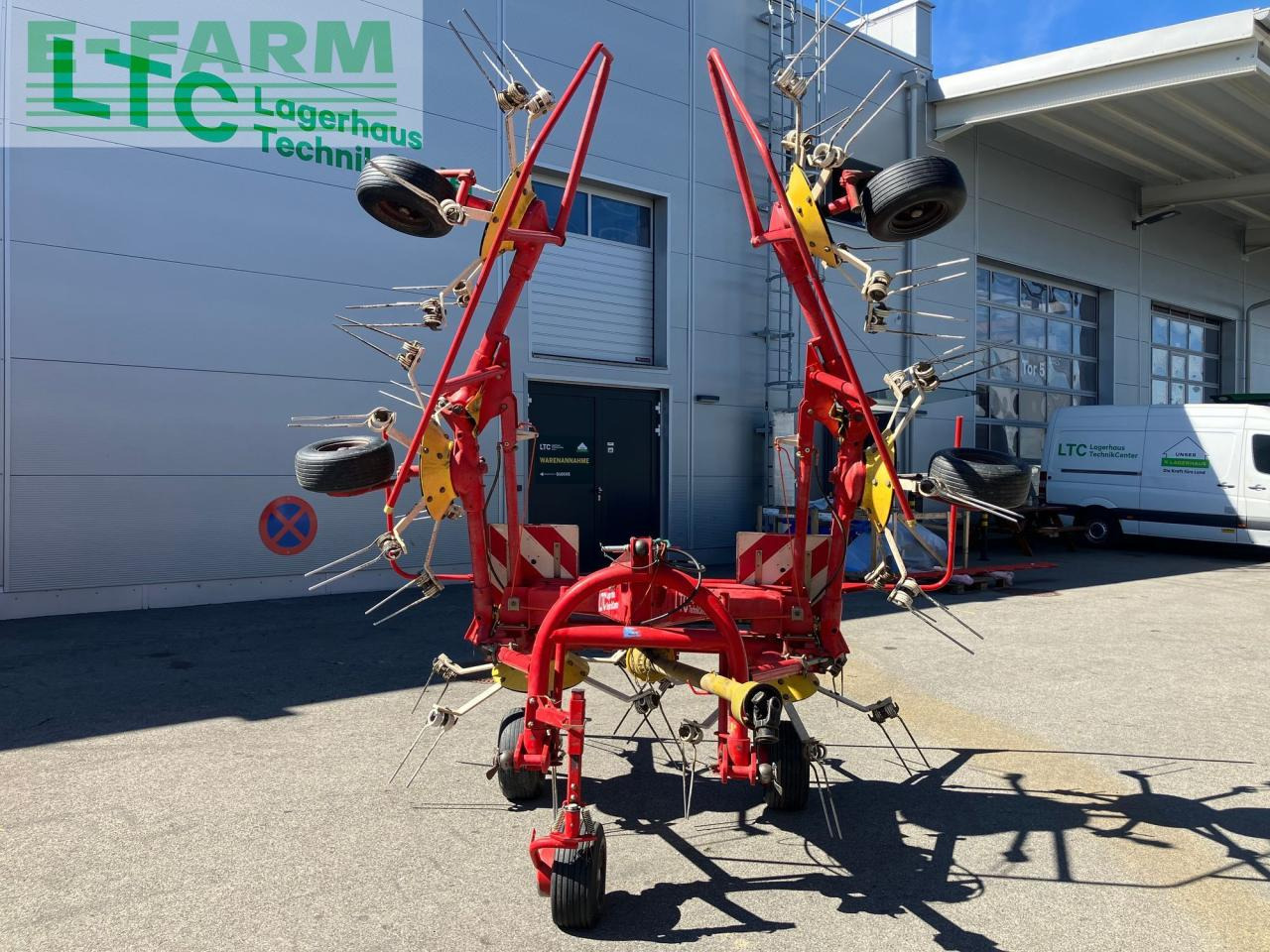 Pöttinger HIT 69 NZ - Сеноворошилка: фото 3 Pöttinger HIT 69 NZ - Сеноворошилка: фото 3