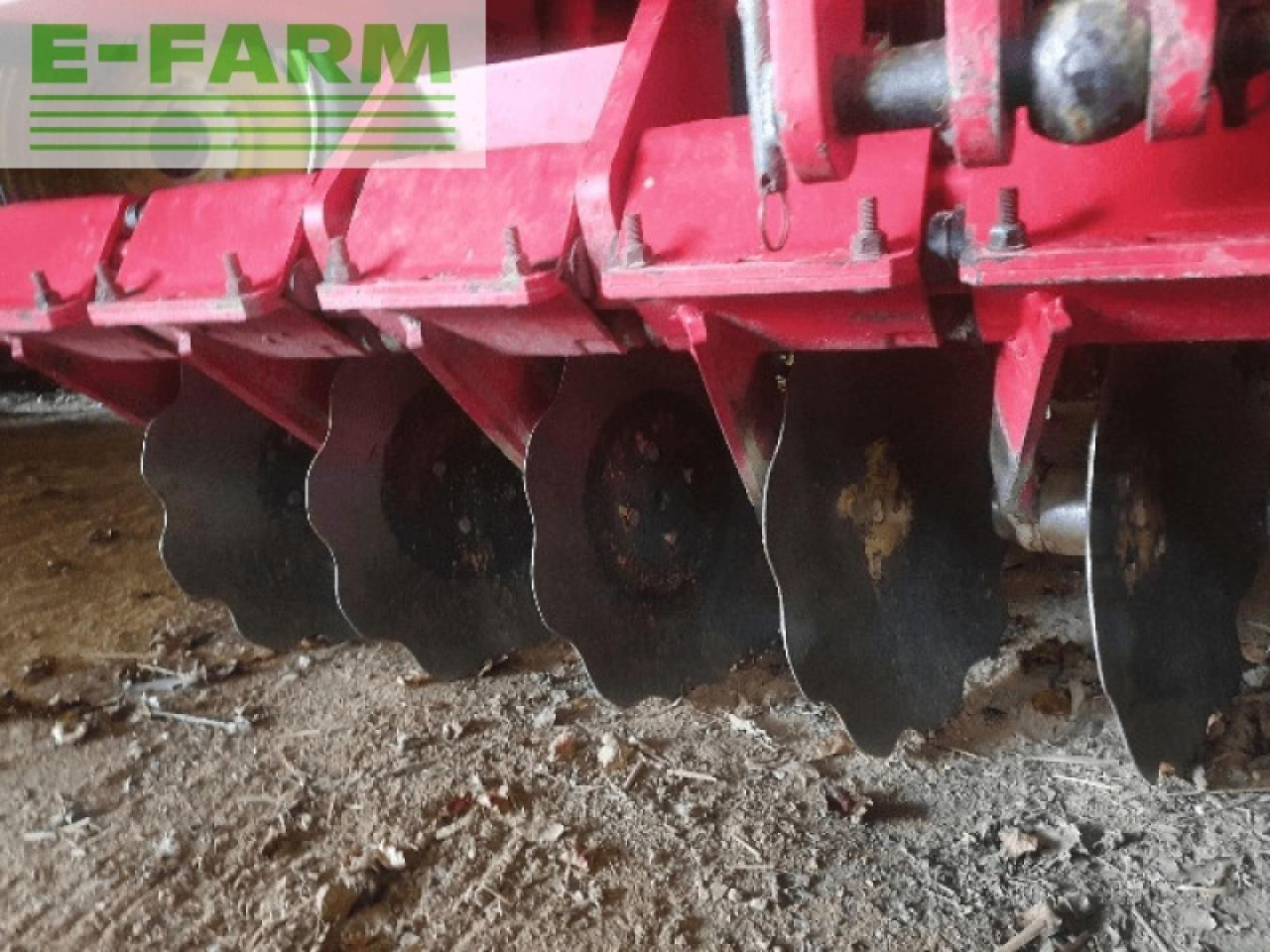 Pöttinger terradisc 3000 - Культиватор: фото 5 Pöttinger terradisc 3000 - Культиватор: фото 5
