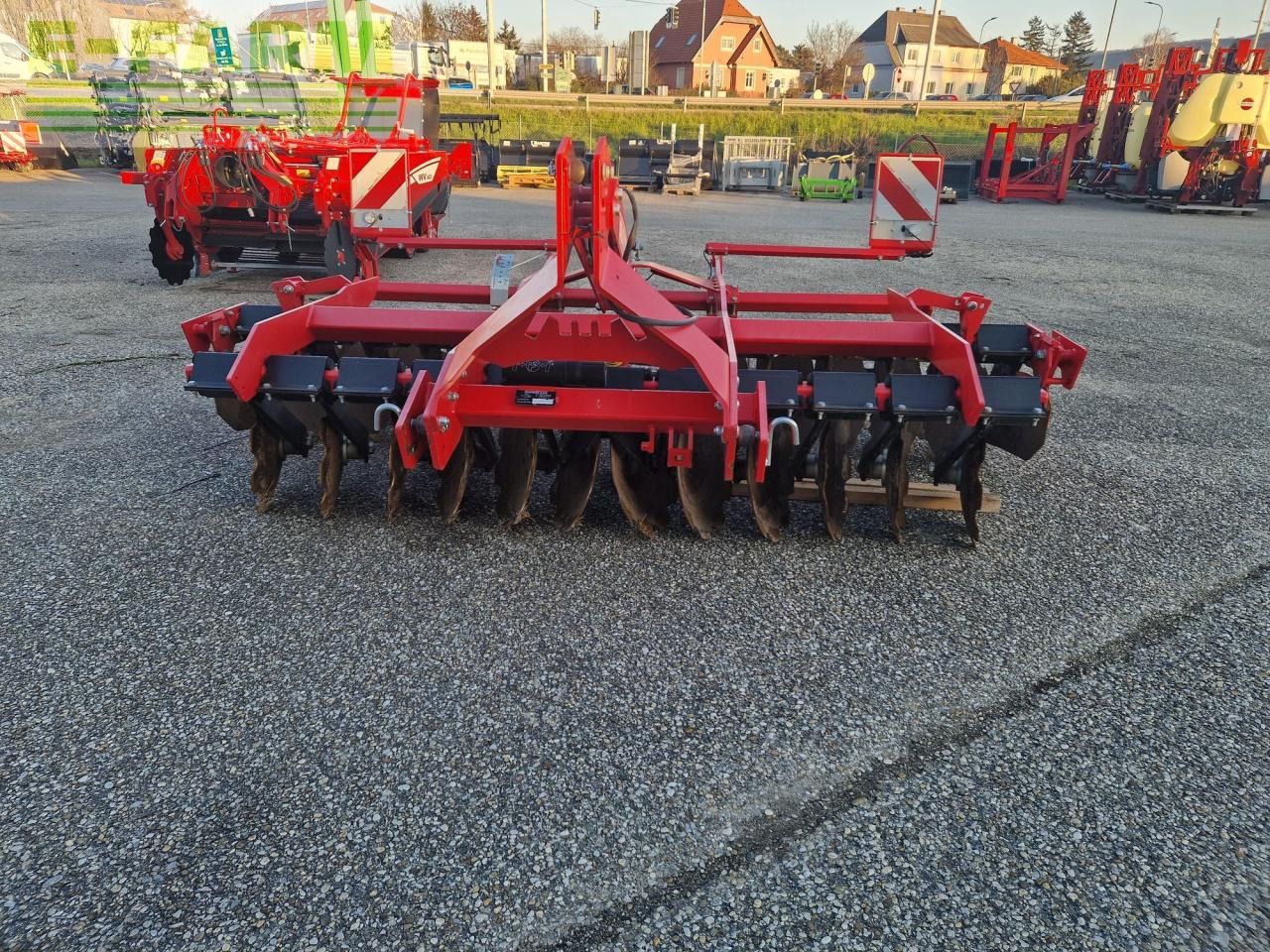Quivogne Diskator 300 - Дисковая борона: фото 2 Quivogne Diskator 300 - Дисковая борона: фото 2