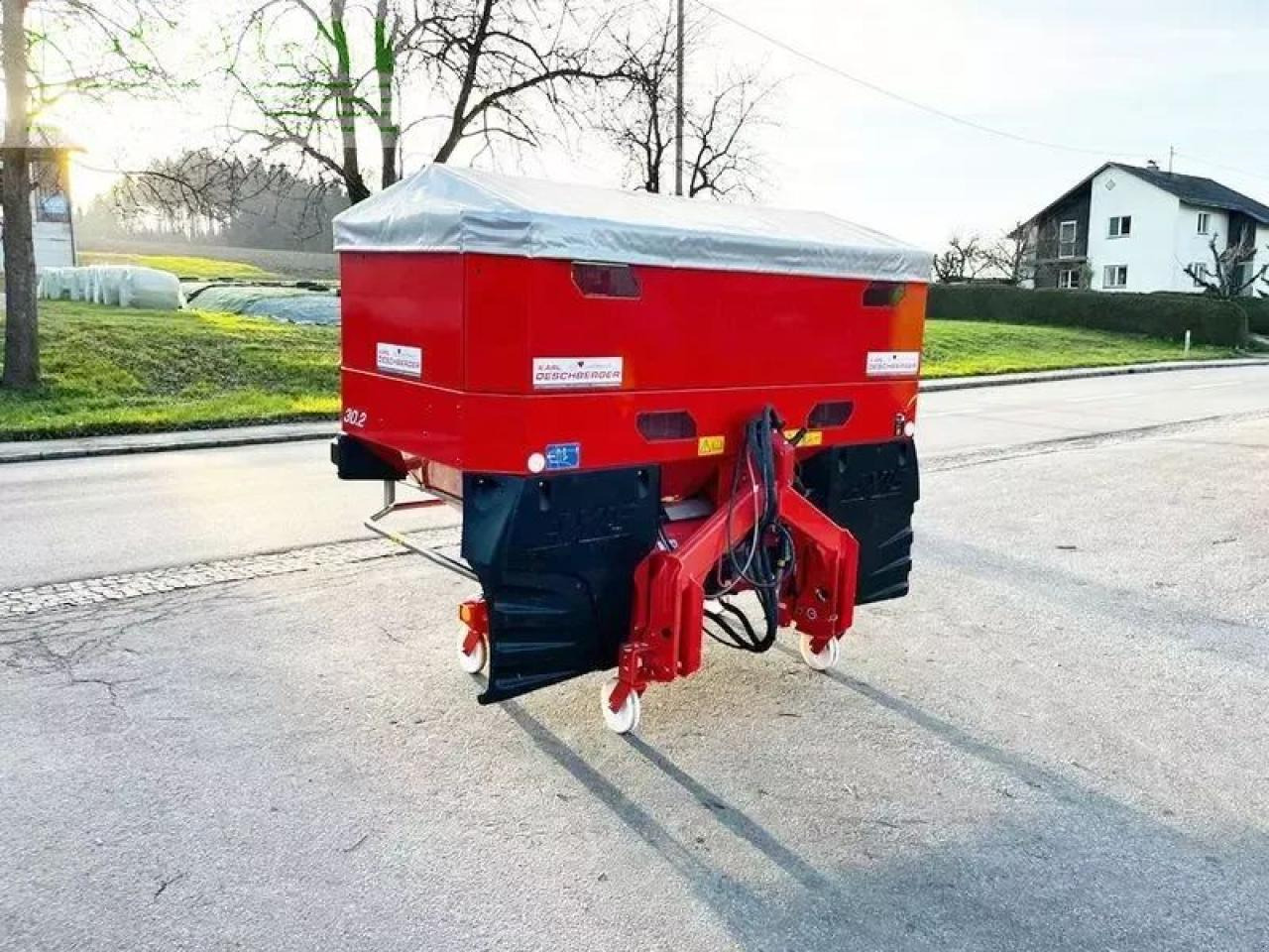 Rauch axis h 30.2 emc+w wiegestreuer - Разбрасыватель удобрений: фото 3 Rauch axis h 30.2 emc+w wiegestreuer - Разбрасыватель удобрений: фото 3