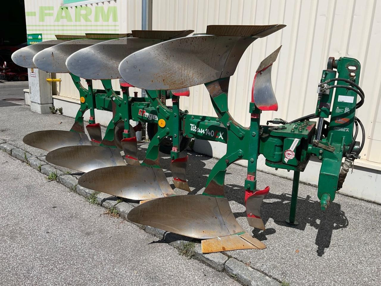 Regent Titan 140 CX - 4sch. - Плуг: фото 1 Regent Titan 140 CX - 4sch. - Плуг: фото 1